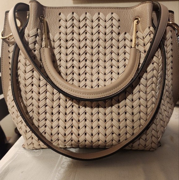 Sondra Roberts Squared Mesh Detail Handbag - Picture 2 of 6